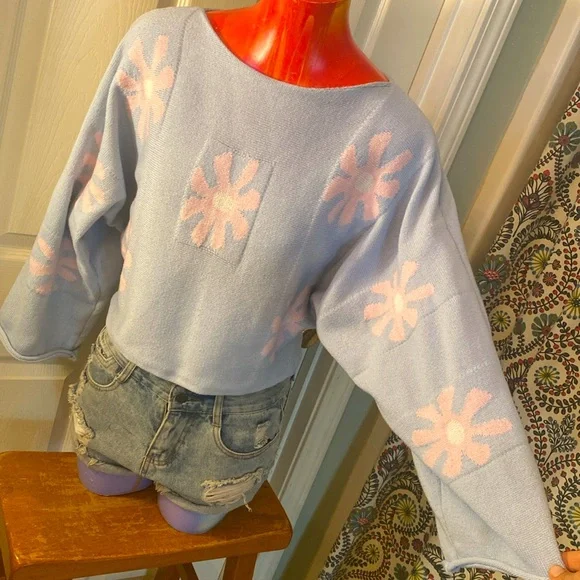Kawaii Cute Adorable Floral Blue and Pink Knit Sweater - Picture 8 of 12